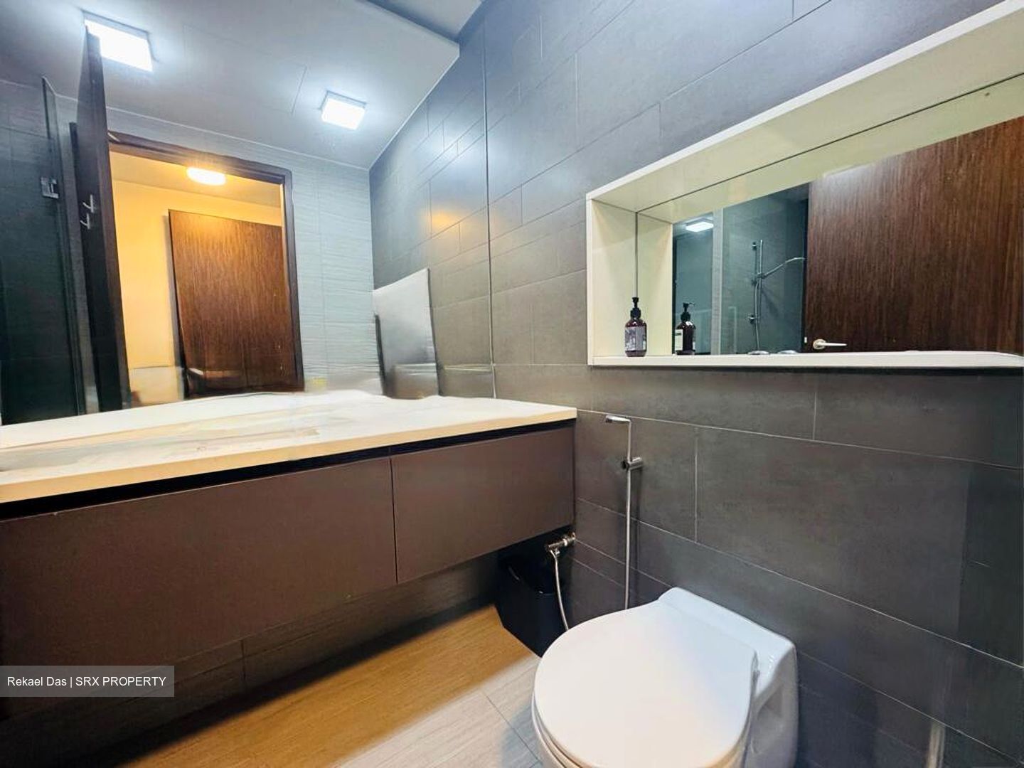 d'Nest (D18), Condominium #563768201